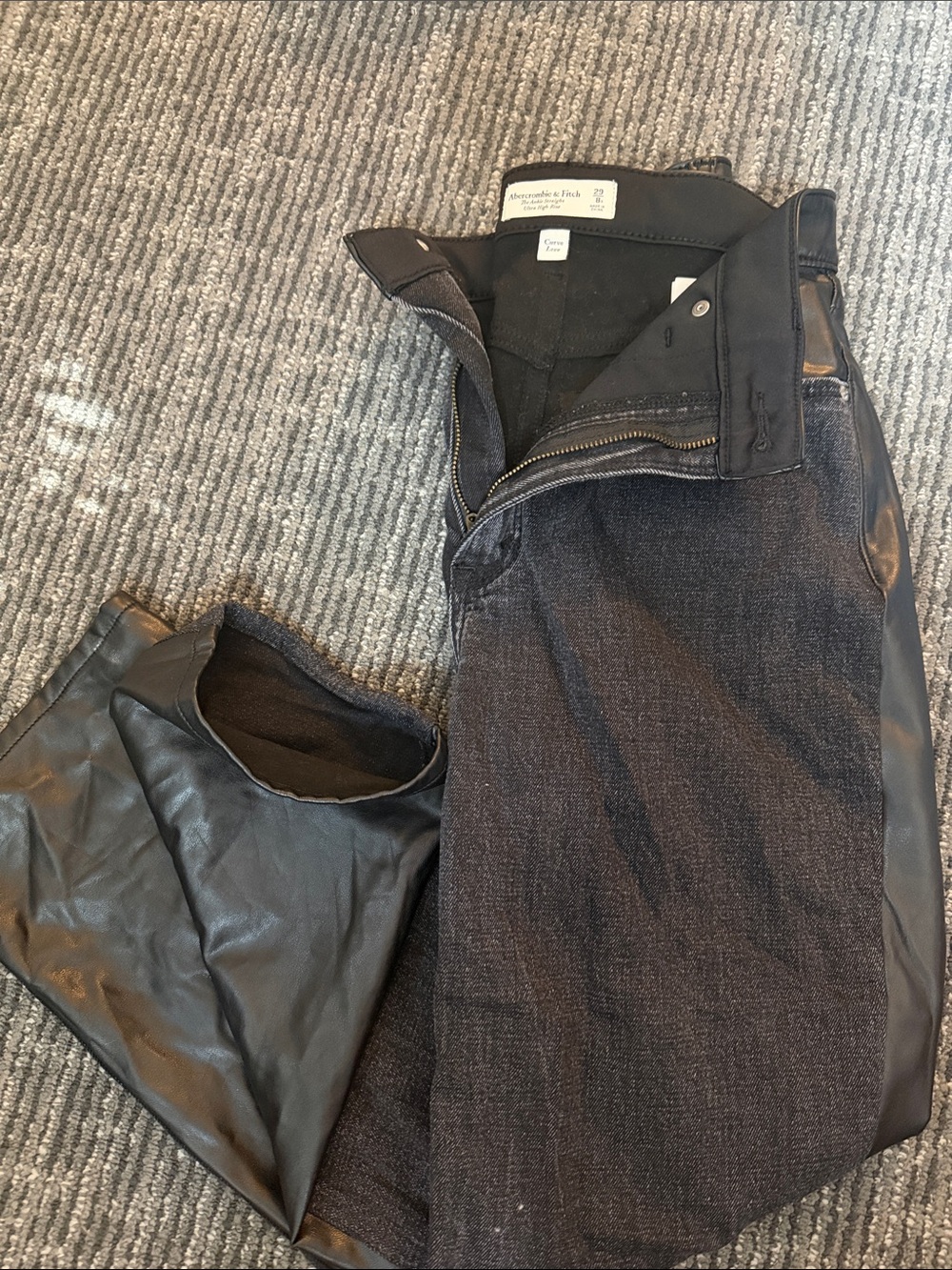 Abercrombie & Fitch Men’s Black Skinny Hybrid Jeans